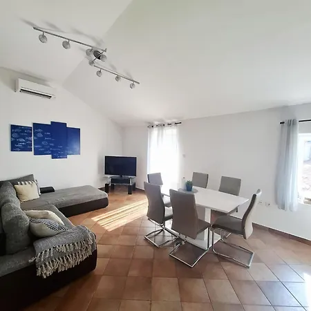 Bay View * Бакар