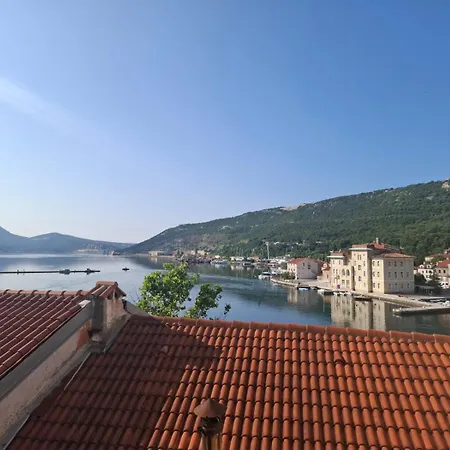 Bay View Апартаменты *